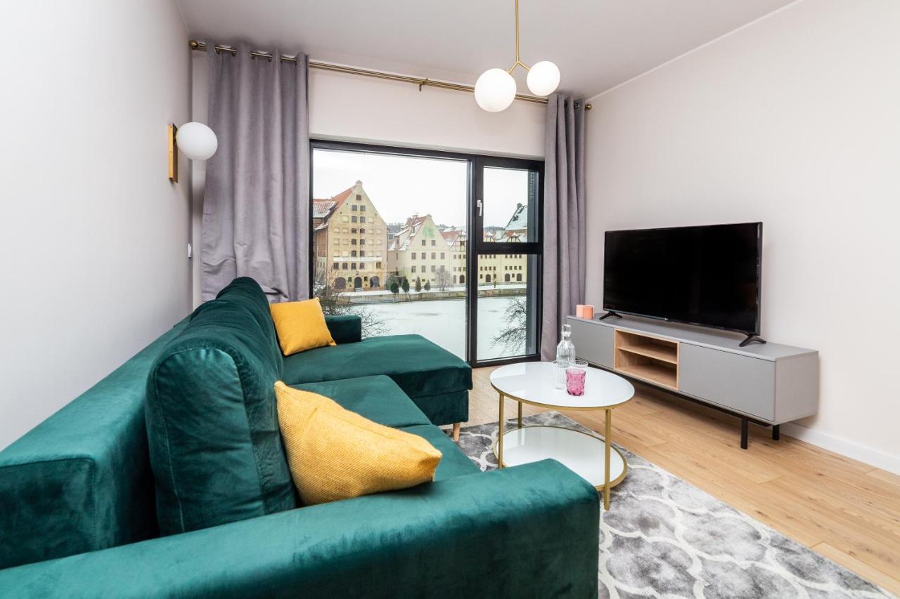 Pobookowane River View Apartments Гданьск Экстерьер фото