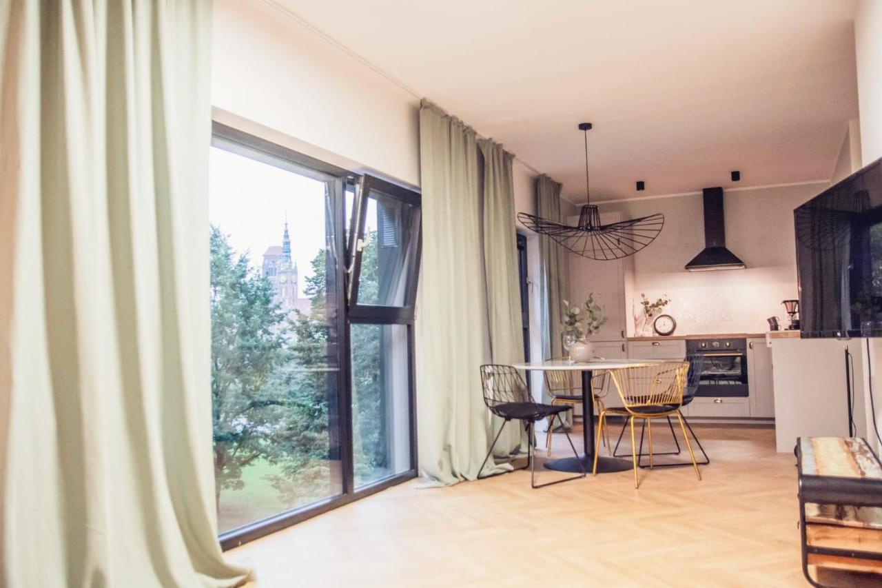 Pobookowane River View Apartments Гданьск Экстерьер фото
